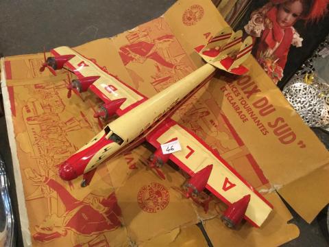 ANCIEN JOUET AVION Tôle à Hélices CR ? France EUR 100,00 - FR