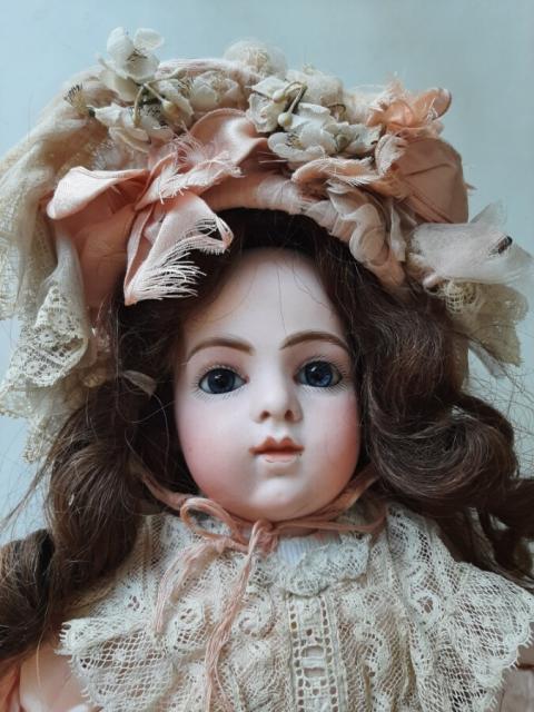 Ancienne petite poupée bébé souple FAMOSA 27 cm années 80