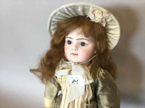 Sublime Robe De Poupée Ancienne jumeau bru Broderie Sur Tulle dentellee