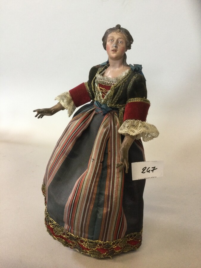 Lot De 8 Poupées Vintage – Collection Régionale : Sablaise, Bretonne, Asiatique, Grecque