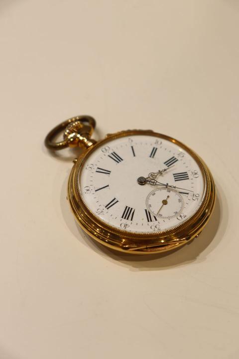 Lot - A Seiko Corona Melodia Alarm Clock