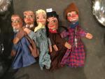 Lot de 5 marionnettes: Guignol, madelon, gnafron, Canezou, 1 garçon...