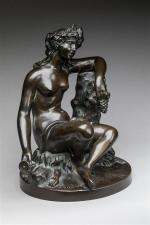 James Pradier (1790-1852)
" Bacchante laissant retomber sa coupe "
Bronze à...