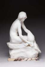 Guglielmo Pugi (c.1850-1915)
" Femme nue à l'amphore "
Sujet en marbre...