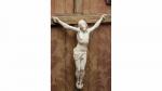 CHRIST en ivoire sculpté