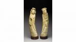 CHINE - Couple de grands DIGINITAIRES en ivoire sculpté :...