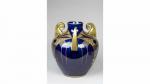 PINON-HEUZE. Vase de forme pansue en céramique bleue à trois...