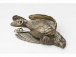 Donat-Molle « Chien couché ».Bronze à patine mordorée. Signé. H. 8 cm...