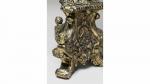 Grand PIQUE-CIERGE en bronze à décor de têtes d'angelots