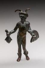 Petit SUJET en bronze figurant Hermès nu, portant une paire...