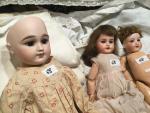 Lot de 3 poupées, 
-« EDEN BEBE PARIS 9 DEPOSE...