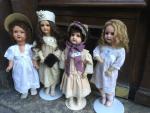 Lot de 4 poupées composition, dont « PARIS 301 10...