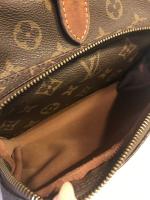 LOUIS VUITTON - SAC modèle "Montsouris" bagpack en toile monogram...