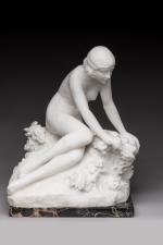Morelli (XIXème-XXème)
« Jeune fille au papillon »
Sujet en marbre sur...