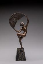 Marcel Bouraine (1886-1948)
« Danseuse à l'éventail »
Sujet en bronze à...
