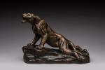 Louis Albert Carvin (1860-1951)
« Lionne blessée »
Sujet en bronze polychrome....