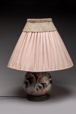 Camille Fauré (1874-1956)
Pied de lampe de forme bombée à petit...