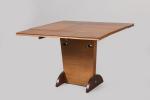 André Sornay (1902-2000)
Console table d'appoint en bois clair clouté à...