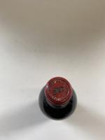 1B Rouge, Pauillac, Grand vin de Château Latour, 1993. Niveau...