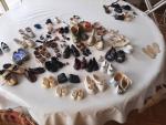 Important lot de chaussures de poupées, environ 40 paires, des...