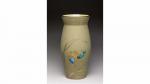 Vase de forme balustre en céramique à décor japonisant émaillé