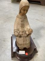 Monastère de Bethléem, "Vierge à l'enfant".
Résine.
