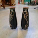 Paire de VASES en céramique de forme tronconique de Sarreguemines....