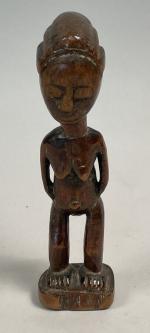 Côte d'Ivoire, Statuette Baoulé/Agni en bois à patine brune, coiffe...