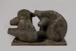 Gabriel GOUTTARD (1927-2015). "Deux formes féminines". Sculpture en béton royal....
