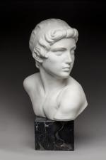 S. Morelli
Buste d'après l'antique en marbre blanc sur un socle...