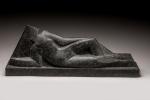 Lucie Del Marle (1923-2012)
« Couple allongé »
Sculpture en granit belge....