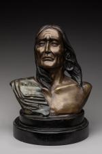 « Buste d'amérindien »
Sujet en bronze polychrome sur socle en...