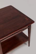 Lane furniture, Altavista (Virginie)
Table de salon en bois massif teinté...