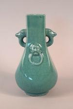 Vase balustre en céramique émaillée céladon craquelé, à deux anses...