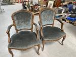 * 2 fauteuils cabriolet de style Louis XV en bois...