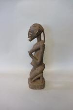 Mali : Statue masculine dans le style des Dogon en...