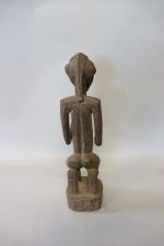 Mali : Statue masculine dans le style des Dogon en...