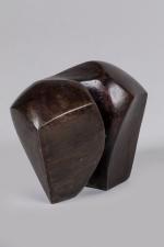 « Abstraction »
Sculpture en bronze à patine brune. H. 12...