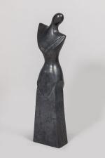 École française vers 1960-70
« Silhouette de femme »
Sculpture en marbre...