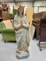 Vierge en plâtre polychrome, fin XIXème siècle.  H 120...