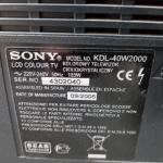 Téléviseur SONY modèle BRAVIA  réf KDL-40W2000 ; On y...
