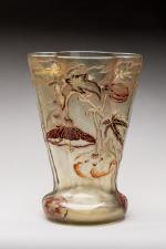 Émile Gallé (1846-1904)
Vase de forme conique à base arrondie et...