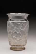 Lalique France
Vase modèle « Deauville » en verre moulé pressé...