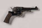 France
Revolver Baby Maquaire
Crosse avec plaquettes bois finement quadrillées, carcasse acier...