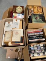 Dix-neuf cartons de LIVRES divers : livres d'art, littérature, poésie,...