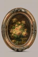 ECOLE FRANCAISE vers 1880
Vase de roses
Toile marouflée sur panneau ovale
19...