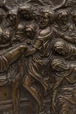 Plaque en bronze patiné représentant la Mise au tombeau 
Italie...