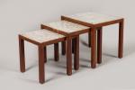 Jean Dunand (1877-1942) Série de trois tables gigognes à quatre...
