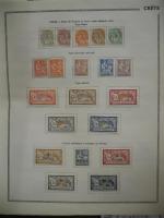 Un ALBUM de timbres: Anciennes colonies des l'A.E. F. à...