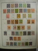 Un ALBUM de timbres: anciennes colonies de Nouvelles Calédonie à...